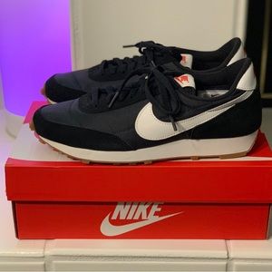 Women’s Nike Daybreak
